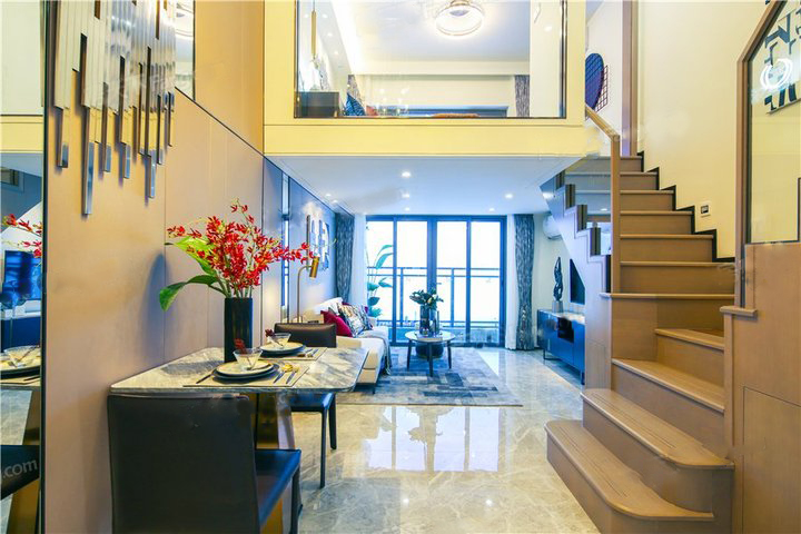 中海世纪荟在售建面约20-60㎡复式公寓一梯两户新品,均价18000-20000