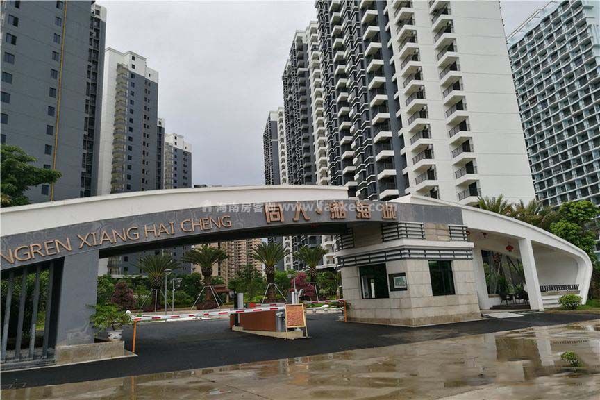 同人湘海城是个二线海景项目,坐落于文昌清澜开发区,临近高隆湾海域