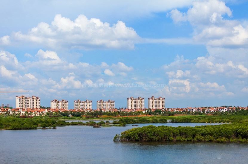 澄迈富力红树湾现在售白鹭湾1,3号楼及青林苑8,9号楼 均价约14000元