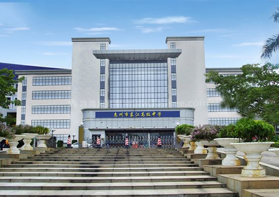 东江高级中学图片图片
