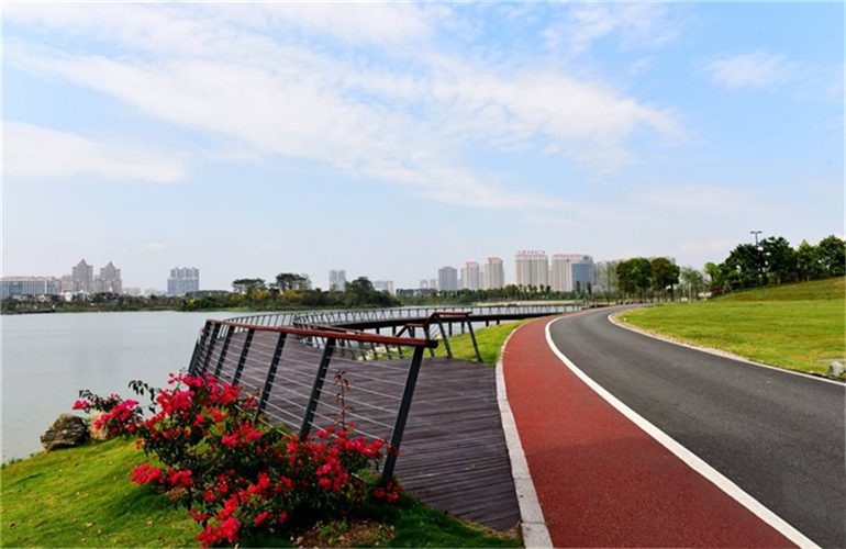 周边配套 江滨公园