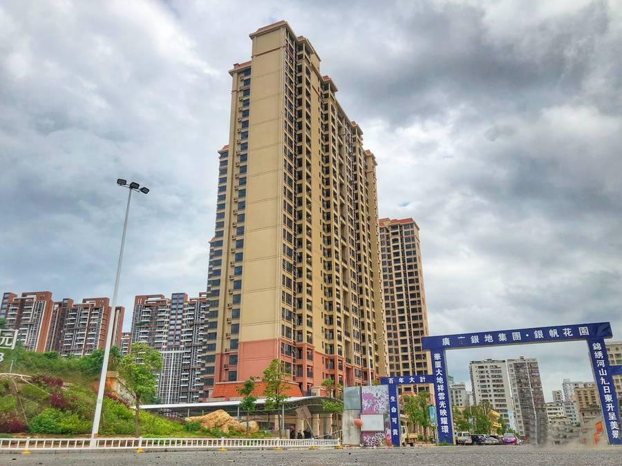 湛江银地银帆花园在售建面72.9-123.5㎡㎡单位,均价25500元/㎡