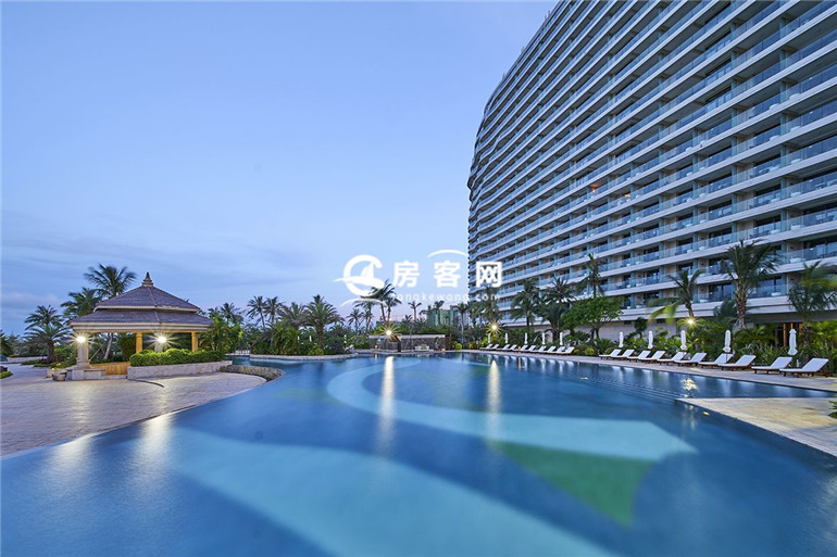 琼海海南佰悦湾项目为高层板楼均价26500元㎡